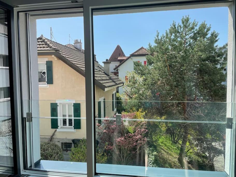 Proche Lausanne: Studio Bien Equipe Prilly Exterior foto